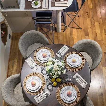 Fatinelli 10, A Charming Abode With Terrace Apartmán *
