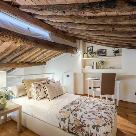 Apartmán Fatinelli 10, A Charming Abode With Terrace